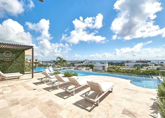 Coastal W Rooftop Pool, Gym Near Apartment