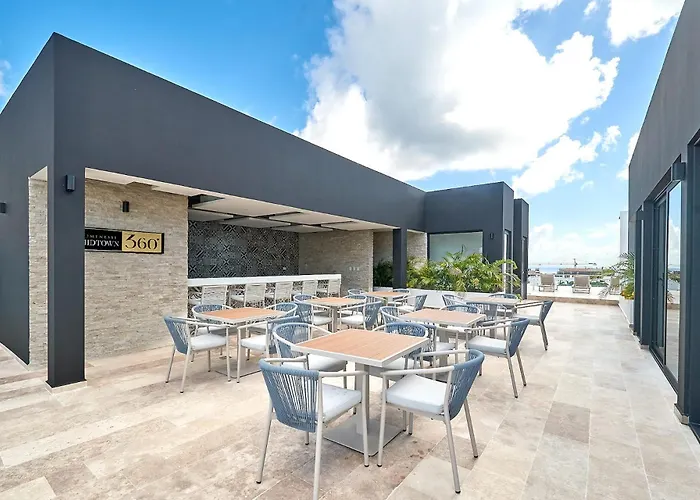 Apartment Coastal W Rooftop Pool, Gym Near